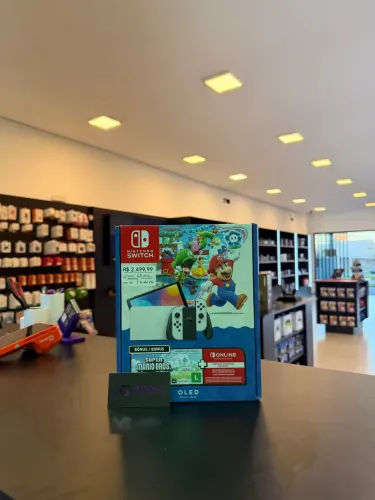 Nintendo Switch oled + 1 jogo lacrado