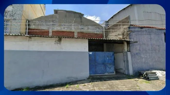 GALPÃO - Rua Dias Raposo, nº 33, Ramos, Rio de Janeiro/RJ, com área de 230,00m² - Rio De J