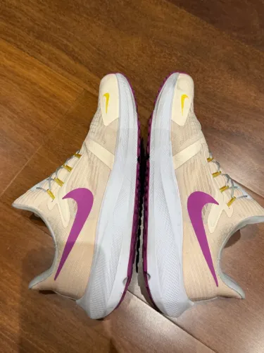 Tênis Nike rosa TAM 38