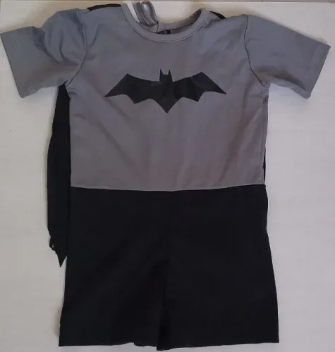 Fantasia do Batman 02 anos