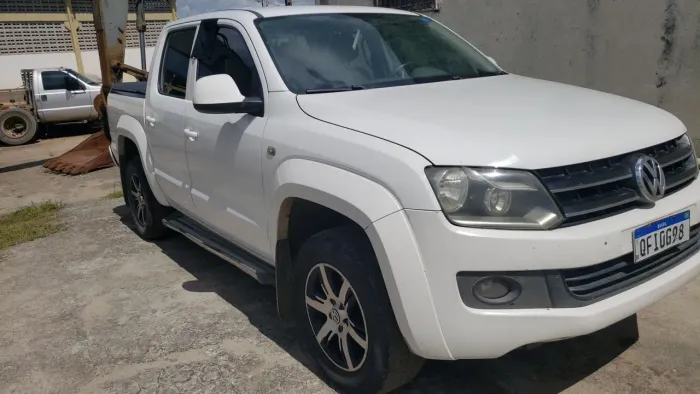 Volkswagen Amarok Trendline CD 2.0 TDI 4X4 Dies AUT 2015