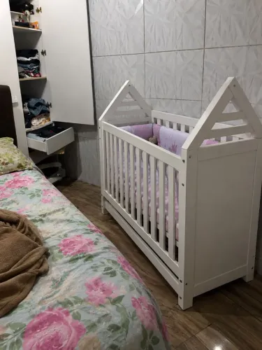 Berço Madeira + Colchão Novo!