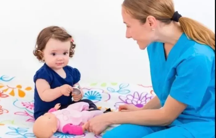 Sou babá na diária ou pra viagens 