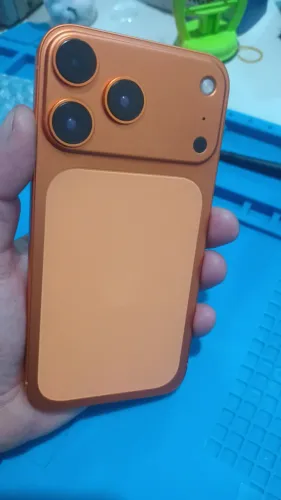 iPhone XR - Carcaça do 17 pró - tudo ok funcionando