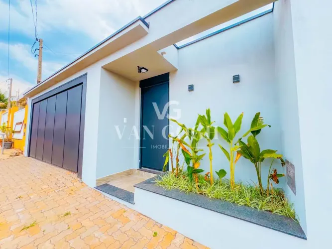 Casa com 3 Dormitório sendo 1 suíte a venda no Residencial Groot em Holambra