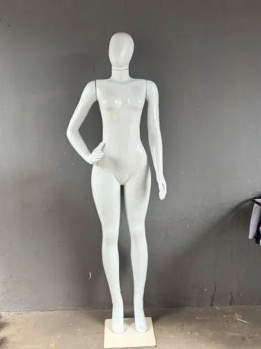 MANEQUIM CABEÇA DE OVO COMPLETO