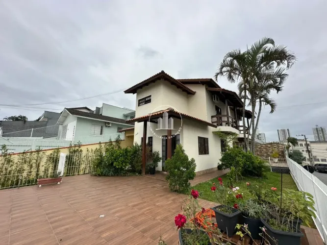 Casa 4 Quartos com 1 Suíte e 186m² - Jardim Atlântico - BRN