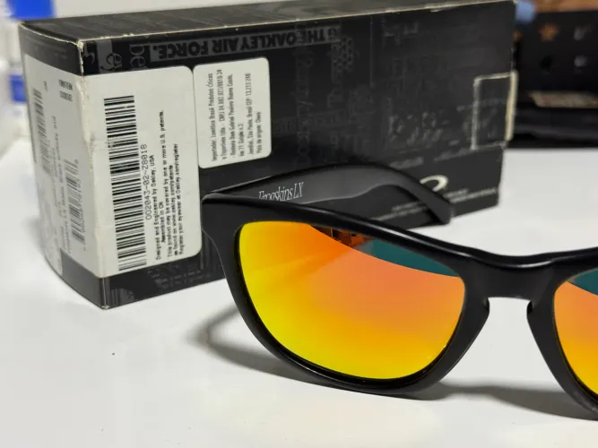 Oculos Oakley frogskins