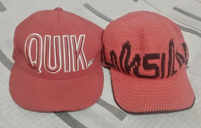 Bonés Quiksikver ambos Tam Único vendo cada por 100$