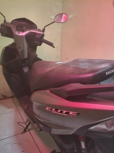Vendo elite semi nova
