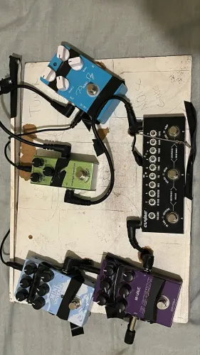 Vendou ou troco pedais de guitarra
