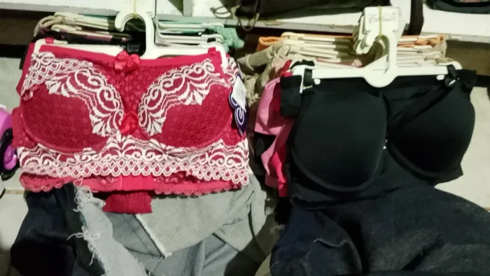 Conjunto de sutiã tamanho M 12 uns