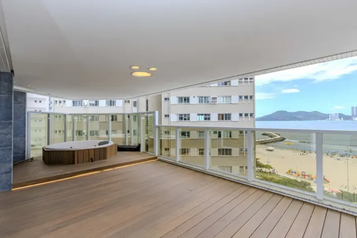 Apartamento Diferenciado Frente Mar à venda no Infinity Coast.