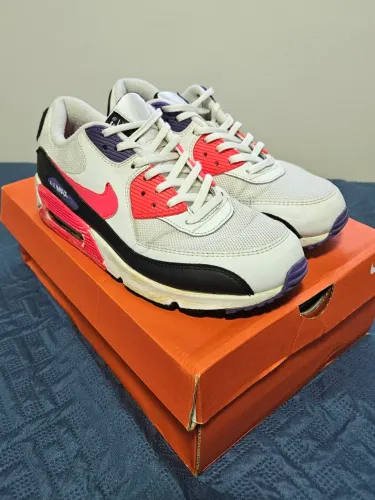 Tênis Nike Air Max 90 Essential