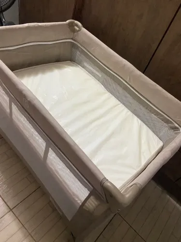 Vendo cercadinho semi novo, usado poucas vezes!