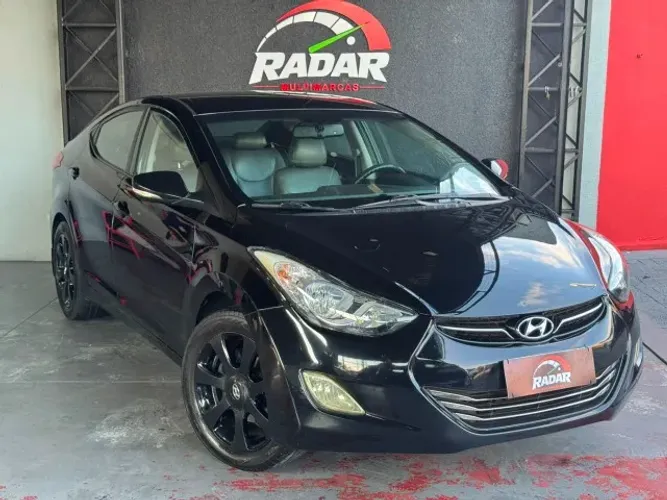 Hyundai Elantra GLS 1.8 16V Aut. 2013