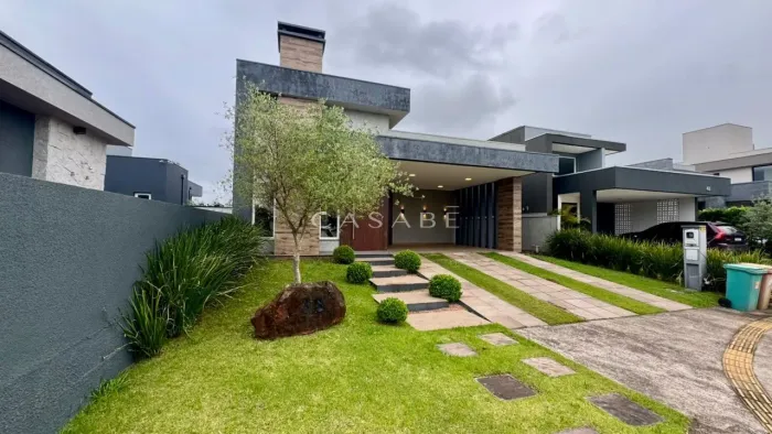 Casa com 3 quartos, 176 m², aluguel por R$ 7.750 - Avenida Paraná - Terras Alpha