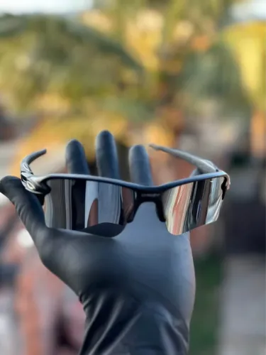 Oakley Flack