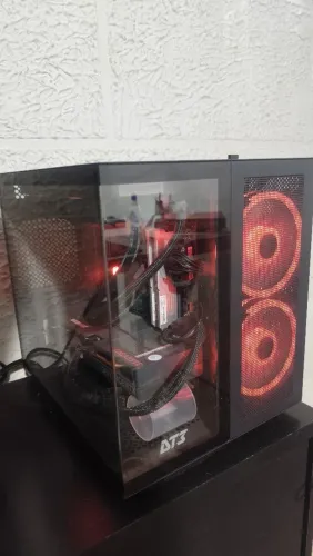 PC GAMER - RTX 4060 / i5-12400F / 16GB RAM<br>