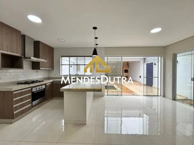 Casa à venda no condomínio Lazuli, com 3 quartos, piscina e área gourmet - Piracicaba-SP