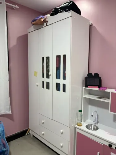 Guarda roupa armário infantil