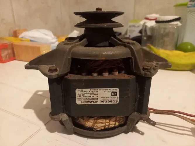 Motor weg Lavadora Brastemp