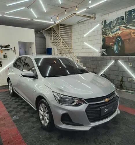 Chevrolet Onix Hatch LT 1.0 12V TB Flex Aut. 4P 2021