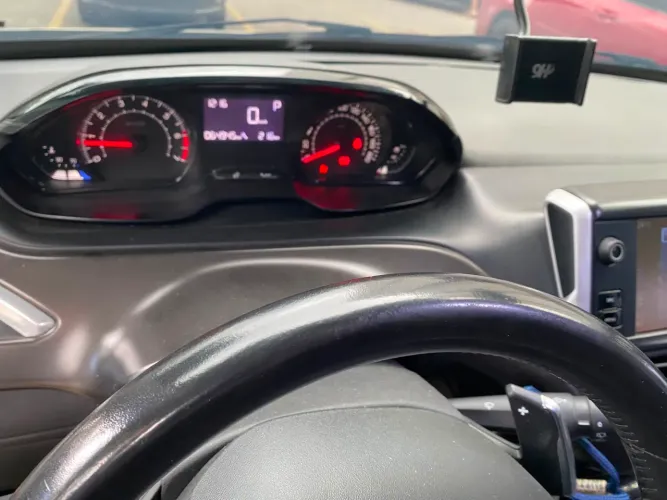 Peugeot 2008 Allure 1.6 Flex 16V 5P Aut. 2017