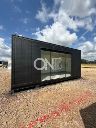 Sala comercial em CONTAINER