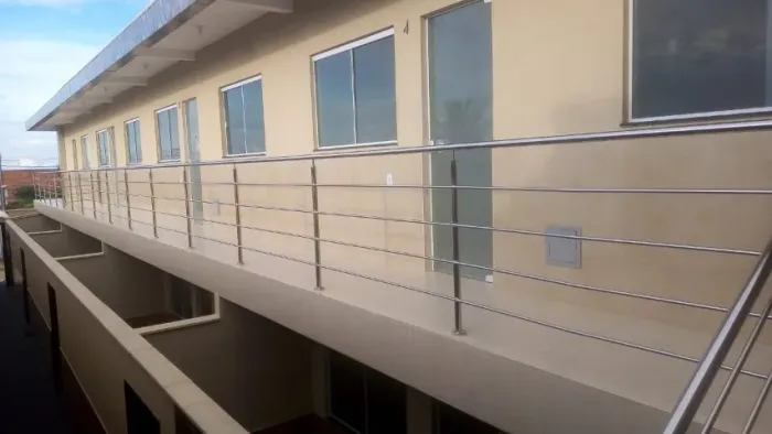 Apartamento de 2 Quartos para Locação no Residencial Petrópolis.