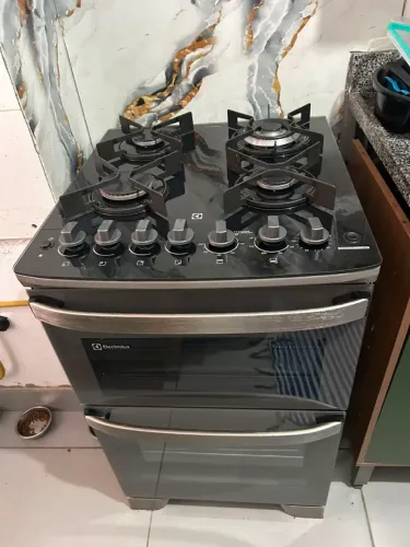 Fogão Electrolux / Mesa cerâmica dois fornos gás e elétrico.