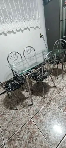 Jogo de mesa com cadeiras jantar
