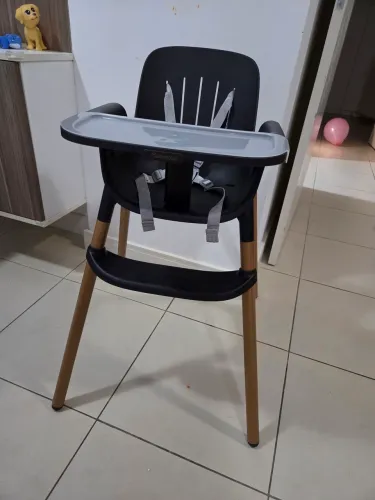 Cadeira de Alimentação Bebê