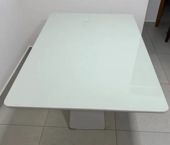 Mesa com vidro 90 x 1,35 cm SEMINOVA WhatsApp *