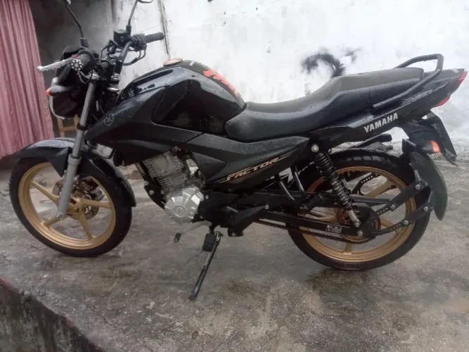 Factor Ybr 125 2022, único dono 