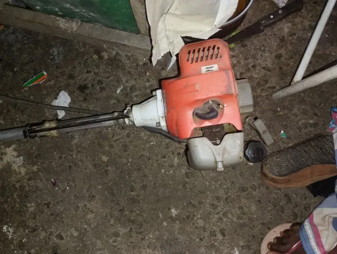 Vendo roçadeira yamaski