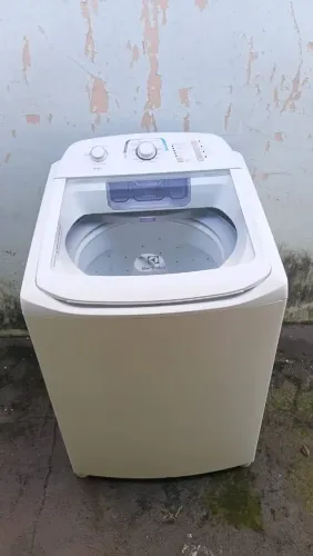Linda máquina de lavar Electrolux 13kg revisada com garantia
