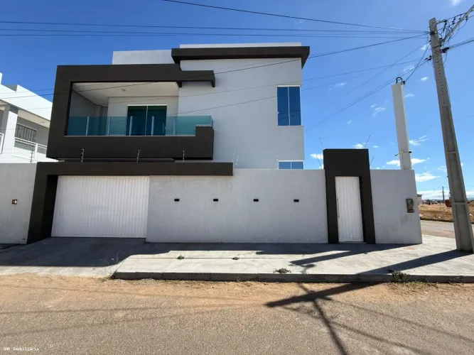 Casa para Venda em Guanambi, Sandoval Moraes, 4 dormitórios, 1 suíte, 3 banheiros, 2 vagas