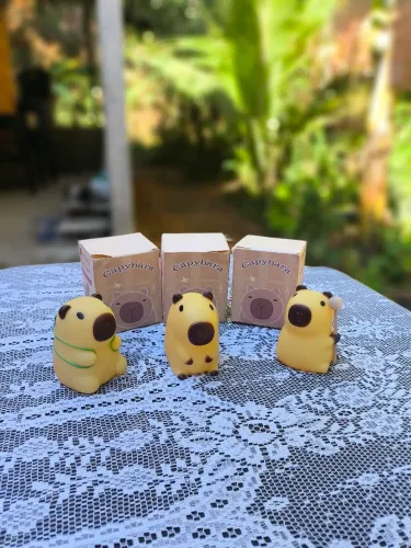Mini Abajur / Luminária Capivara Fofinha