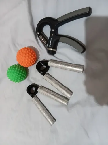 Kit handgrip,Fortalecedor antebraço,mao. 60kg/90kg/135kg + bolas apertaveis antiestresse