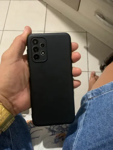 Samsung a13 128gb ! Apenas com uns trincos !