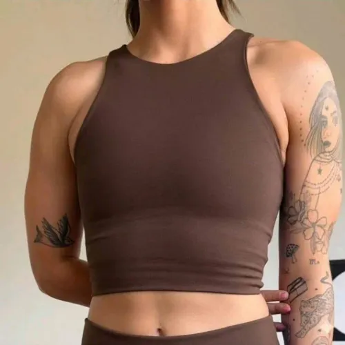VENDO 3 REGATAS FEMININA PRODUTO NOVO