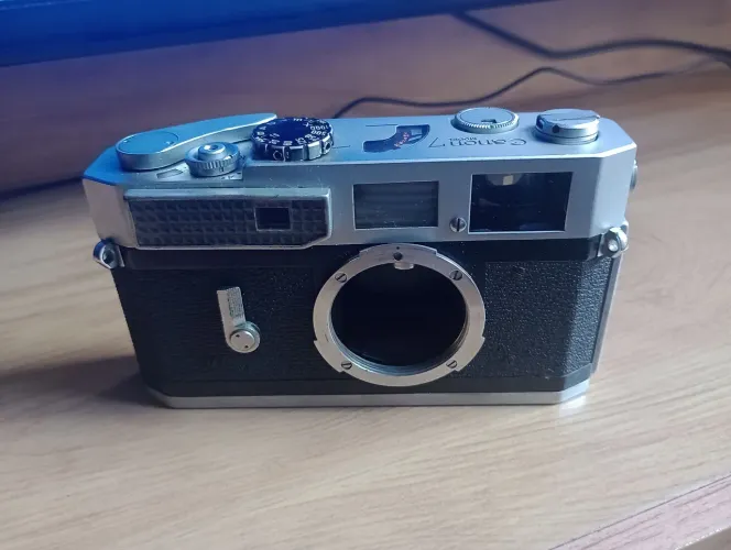 Máquina fotográfica Canon 7 35 mm