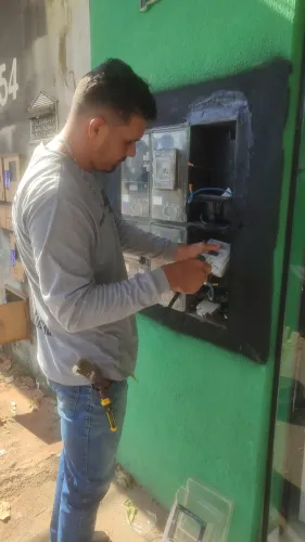 Serviços de eletrica e refrigeração