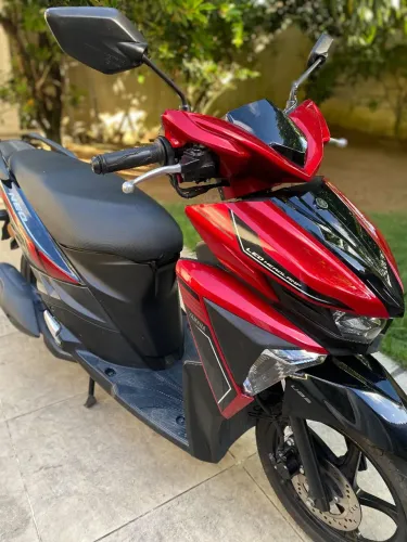 Vendo Yamaha NEO 125 - 2025 ( 10 mil km )