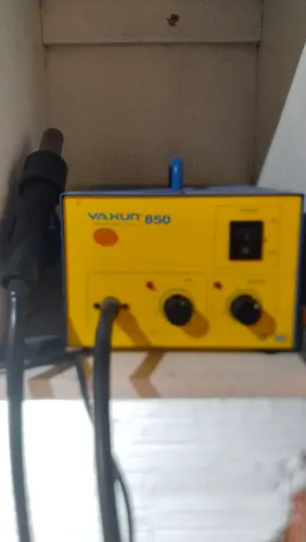 Máquinas de manutenção de vidiogeme e celular 