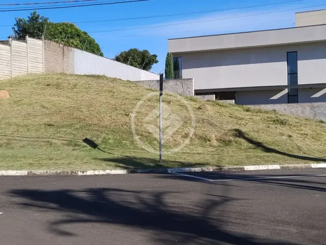terreno a venda no Condominio Terras de São Francisco em Vinhedo/SP codigo: 308935