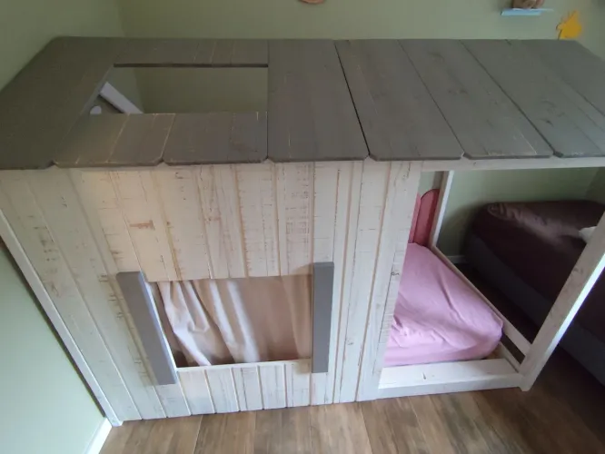 Cama casinha montessoriana 