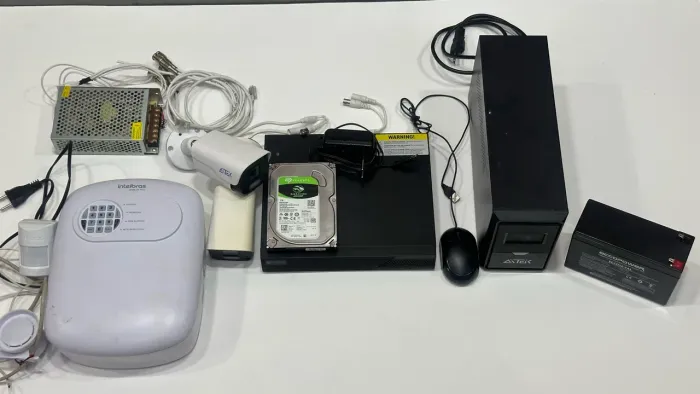 Kit completo alarme e câmeras ! Oportunidade