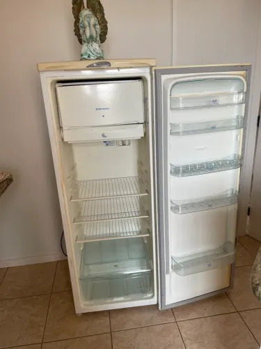 Geladeira Electrolux em Perfeito Funcionamento